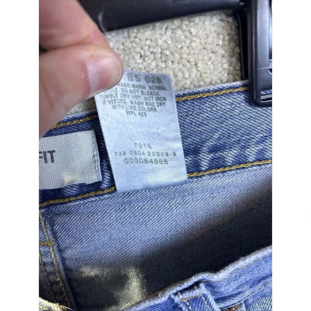Levi's‎ 505 Regular Fit Jeans Mens 36x30 Blue Distressed Faded Denim 00505-4886